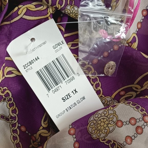 Tattoo Me L/S Blouse. - Picture 6 of 9